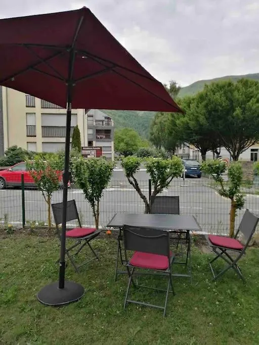 דירות Appt T2 A Saint-Lary-Soulan A 100M Du Centre